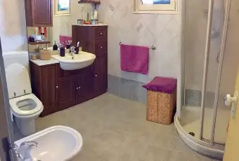 Rexer-Torino-Camera-singola-arredata-BAGNO