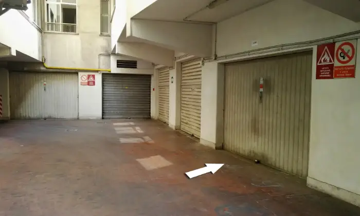 Rexer-Roma-Garagebox-auto-SALONE