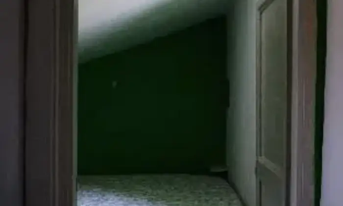 Rexer-Viterbo-Bilocale-mansardato-CAMERA-DA-LETTO
