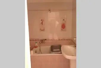 Rexer-Caianello-Villa-via-Pagliare-Caianello-BAGNO