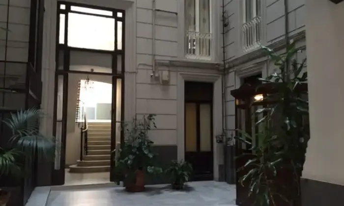 Rexer-Napoli-Stanza-in-studio-SALONE