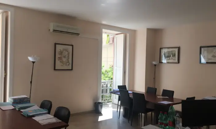 Rexer-Napoli-Stanza-in-studio-SALONE