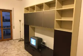 Rexer-Rende-Stanza-singola-o-doppia-a-rende-vicino-al-Metropolis-SALONE
