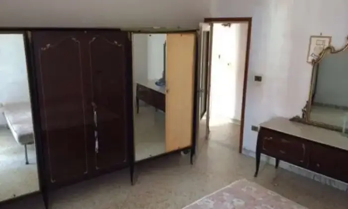 Rexer-Rofrano-Centrale-quadrilocale-CAMERA-DA-LETTO