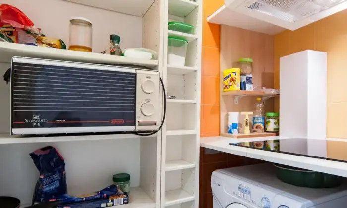 Rexer-Roma-Stanza-doppia-anche-uso-singola-CUCINA