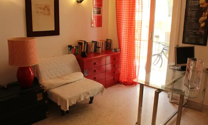 Rexer-Roma-Grazioso-bilocale-arredato-SALONE