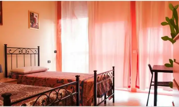 Rexer-Milano-Superb-apartment-with-bedrooms-double-CAMERA-DA-LETTO