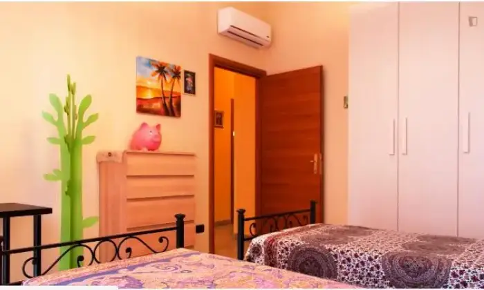 Rexer-Milano-Superb-apartment-with-bedrooms-double-CAMERA-DA-LETTO