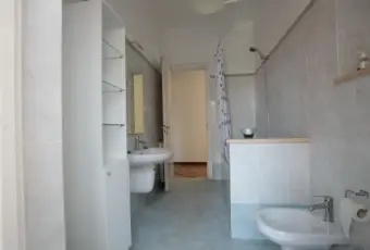 Rexer-Roma-Appartamento-vista-mare-BAGNO