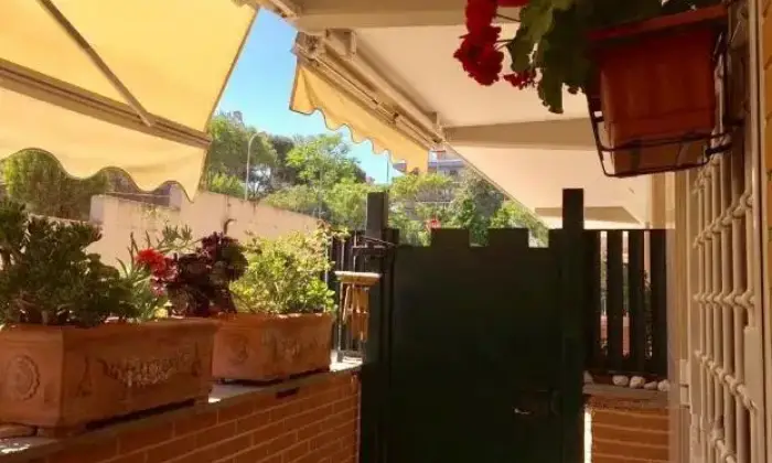 Rexer-Roma-Trilocale-uso-ufficio-A-TERRAZZO