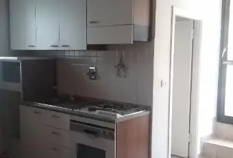Rexer-Marsciano-Elegante-appartamento-su-due-livelli-CUCINA