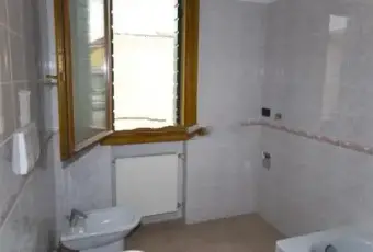 Rexer-Cornuda-Bilocale-uso-ufficio-BAGNO