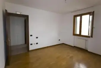 Rexer-Cornuda-Bilocale-uso-ufficio-CAMERA-DA-LETTO