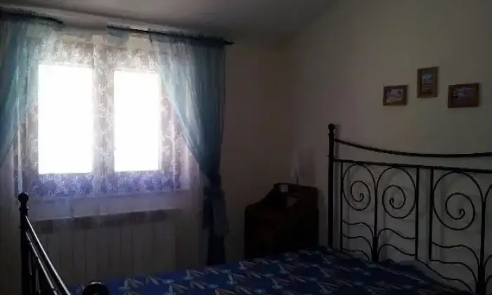 Rexer-Rocca-Pia-Splendido-bilocale-CAMERA-DA-LETTO