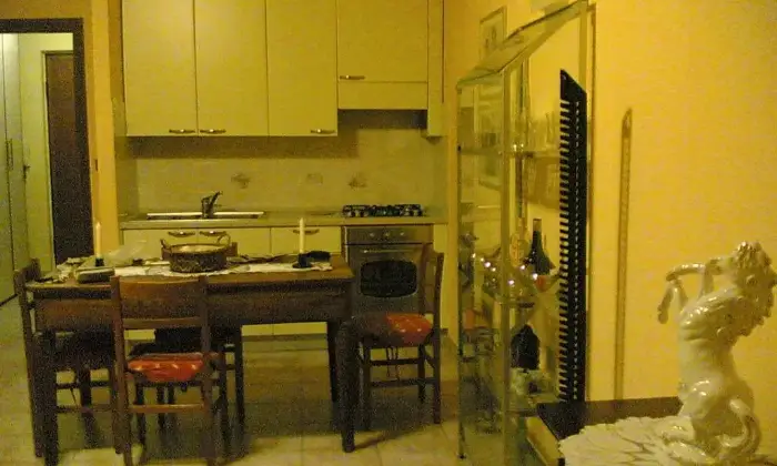 Rexer-San-Maurizio-Canavese-Grazioso-monolocale-arredato-CUCINA