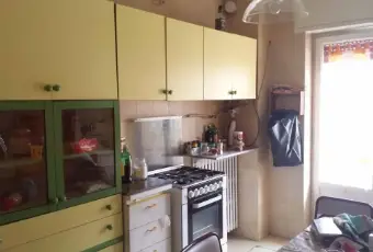 Rexer-Bari-Ampia-stanza-singola-CUCINA