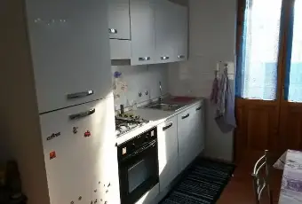 Rexer-Alessandria-Confortevole-trilocale-CUCINA