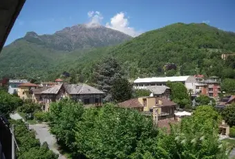 Rexer-Torre-Pellice-Grazioso-ed-accogliente-bilocale-con-vista-panoramica-TERRAZZO
