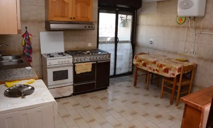 Rexer-San-Nicola-la-Strada-Mansarda-con-vista-panoramica-CUCINA