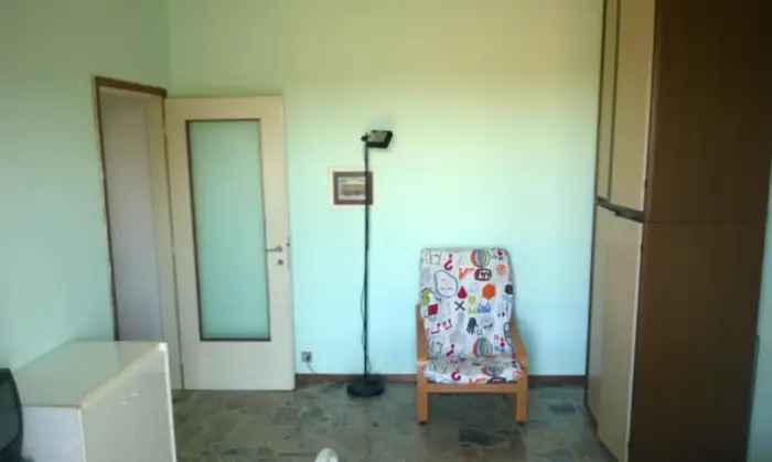 Rexer-Pavia-Arredato-per-tre-studenti-CAMERA-DA-LETTO