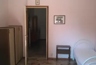 Rexer-Pavia-Arredato-per-tre-studenti-CAMERA-DA-LETTO