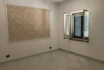 Rexer-Pozzuoli-Bellissimo-e-ampio-quadrilocale-in-parco-CAMERA-DA-LETTO