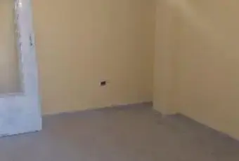 Rexer-SantAntimo-Ampio-bilocale-con-doppia-balconata-CAMERA-DA-LETTO