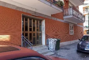 Rexer-Casoria-Ampio-e-luminoso-appartamento-uso-studioufficio-ALTRO