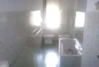 Rexer-Marano-di-Napoli-Ampio-appartamento-doppia-esposizione-BAGNO