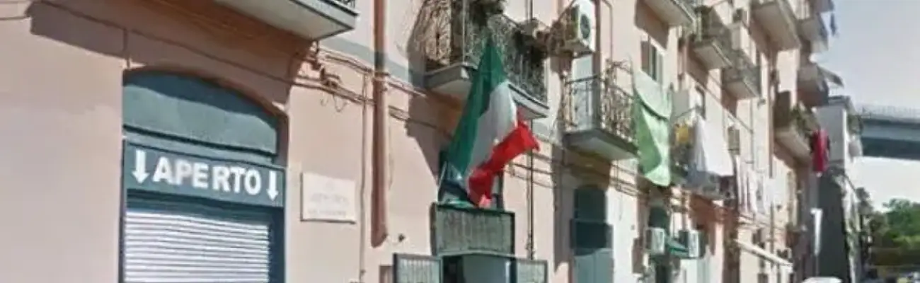 Rexer-Napoli-Monolocale-soppalcato-e-ristrutturato-uso-commerciale-ALTRO