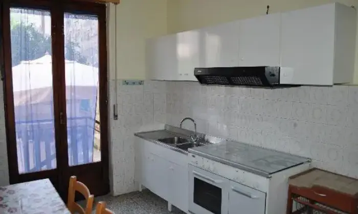 Rexer-Ascea-Appartamento-sul-Lungomare-di-Ascea-Marina-CUCINA