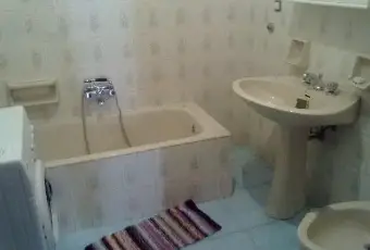 Rexer-Roccalumera-Piano-Terra-sulla-via-nazionale-di-Roccalumera-BAGNO