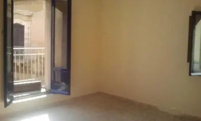 Rexer-Caltagirone-Trilocale-in-Centro-StoricoCaltagirone-CAMERA-DA-LETTO