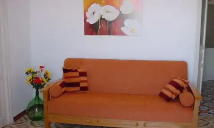 Rexer-Pantelleria-Affitto-di-appartamento-in-vicolo-dei-Giardini-Pantelleria-SALONE