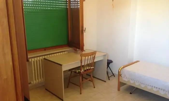 Rexer-Chieti-Appartamento-studenti-CAMERA-DA-LETTO