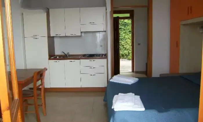 Rexer-Gioiosa-Marea-Monolocale-posti-letto-CAMERA-DA-LETTO