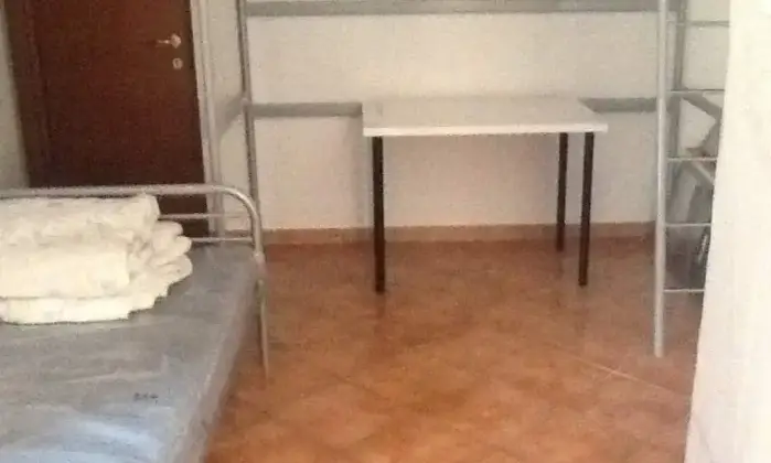 Rexer-Torino-Trilocale-con-ingresso-indipendente-CAMERA-DA-LETTO