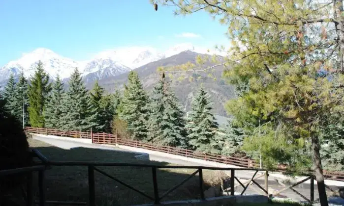 Rexer-Sauze-dOulx-Monolocale-panoramico-con-giardino-GIARDINO