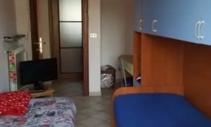 Rexer-Torino-Bilocale-molto-luminoso-CAMERA-DA-LETTO