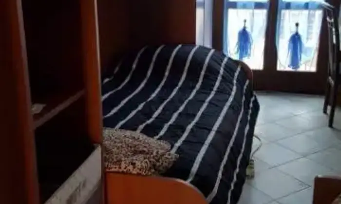 Rexer-Torino-Bilocale-molto-luminoso-CAMERA-DA-LETTO