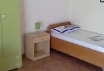 Rexer-palermo-Ampie-camere-singole-a-studentesse-CAMERA-DA-LETTO