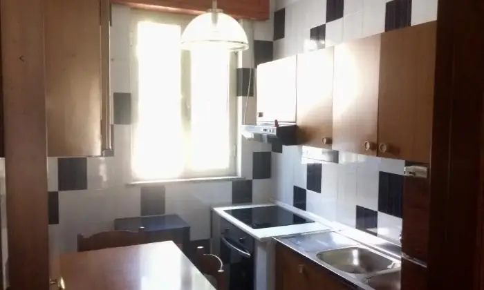 Rexer-Quartu-SantElena-Accogliente-appartamento-completamente-arredato-CUCINA
