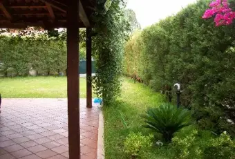 Rexer-Pizzo-Villetta-confortevole-GIARDINO