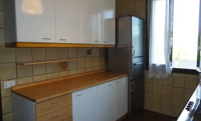 Rexer-san-pietro-in-gu-ABITAZIONE-INDIPENDENTE-IN-AFFITTO-RENT-FOR-USA-CUCINA