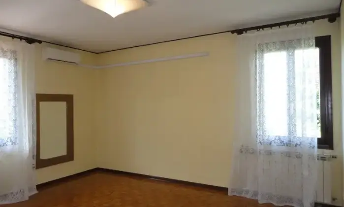 Rexer-san-pietro-in-gu-ABITAZIONE-INDIPENDENTE-IN-AFFITTO-RENT-FOR-USA-CAMERA-DA-LETTO
