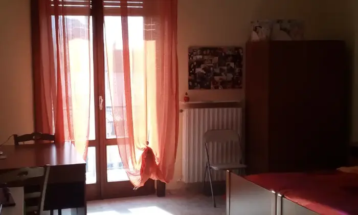 Rexer-FOGGIA-Appartamento-per-studentessestudenti-fuori-sede-CAMERA-DA-LETTO