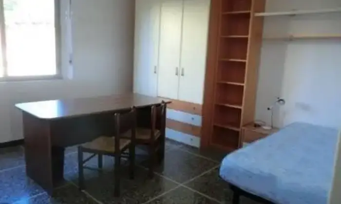 Rexer-Reggio-di-Calabria-Stanza-accogliente-CAMERA-DA-LETTO