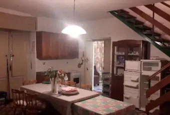 Rexer-San-Fili-Appartamento-storico-vista-sulla-sila-CUCINA