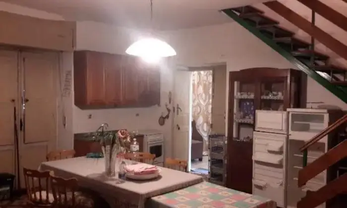 Rexer-San-Fili-Appartamento-storico-vista-sulla-sila-CUCINA