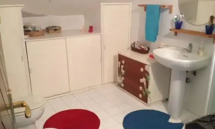 Rexer-Spezzano-della-Sila-SI-AFFITA-BAGNO